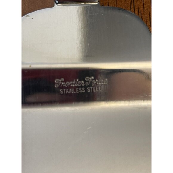 Frontier Forge Stainless Steel Cake Pie Serving Knife Lucite Handle '60 VTG - Picture 5 of 8